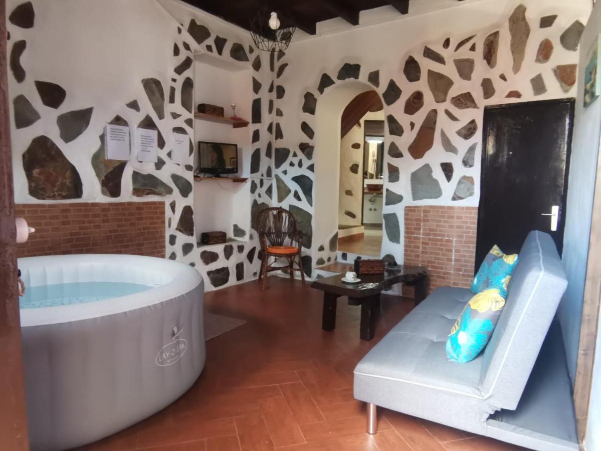 فيلا Casita Rural Con Jacuzzi Climatizado. لوس رياليخوس المظهر الخارجي الصورة